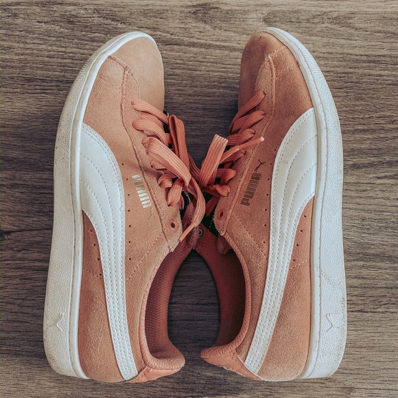 Puma Sneakers - Picture 2 of 4